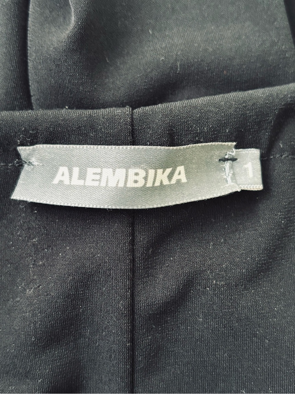 Alembika Black Wide Waist Band Wide leg gaucho pant size 1 13" x 21" - Picture 6 of 8
